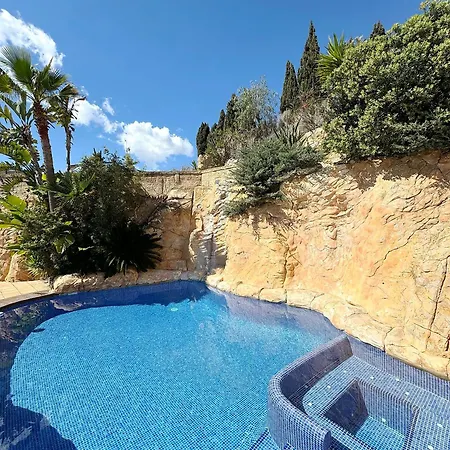 La Mansion Sea View Jacuzzi Villa *